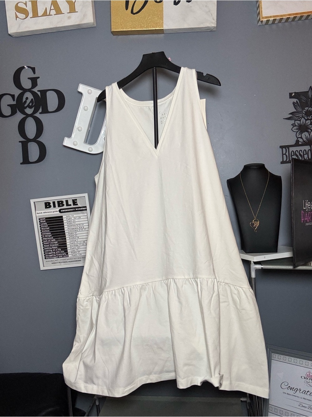 a new day White Sleeveless V-Neck Tiered Midi Dress